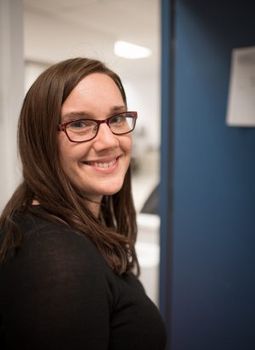Mireille Dupont, conseillère en santé et sécurité au travail à la Direction de la prévention et de la sécurité.