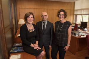 Marie-Josée Hébert, Daniel Lajeunesse et Tanja Niemann insistent sur l’importance du libre accès aux données et aux résultats de la recherche.