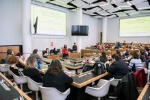 Plus de 60 personnes ont assisté à la conférence intitulée «Conciliation travail-famille: à la recherche de solutions collectives dans les milieux de travail», tenue le 14 mars à l’Université de Montréal.