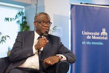 En plus de soigner les victimes de viols collectifs à l'hôpital général de référence de Panzi, qu'il a fondé en République démocratique du Congo (RDC), le Dr Denis Mukwege lutte pour que les 617 crimes contre l'humanité survenus entre 1993 et 2003 en RDC et décrits dans un rapport de l'ONU ne restent pas impunis.