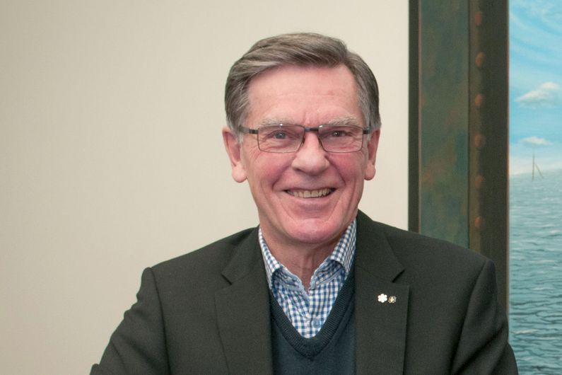 Robert Lacroix, qui a été recteur de l’Université de Montréal de 1998 à 2005, estime qu’il faut rouvrir le débat sur les droits de scolarité de façon à redonner un financement adéquat au réseau universitaire québécois.