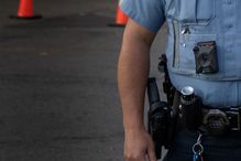 L’utilisation de caméras corporelles par les policiers est souvent justifiée par des arguments que les études menées sur le sujet ne corroborent pas, selon le professeur Rémi Boivin, de l'École de criminologie de l'UdeM.