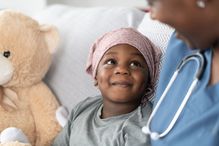 Le neuroblastome est l'un des cancers pédiatriques les plus fréquents chez les jeunes enfants.