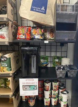 Le "bar à nouilles ramen" installé par les services alimentaires au campus de Saint-Hyacinthe.