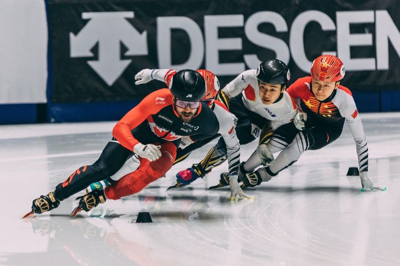 Our speed skaters can adjust to a 13-hour time difference in just five days. That’s twice as fast as the conventional theory that it takes half a day to a full day of recovery per time zone.