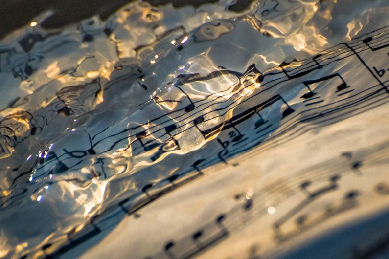 Derrière le projet de recherche-création «Symphonie arctique», il y a aussi un projet pédagogique.