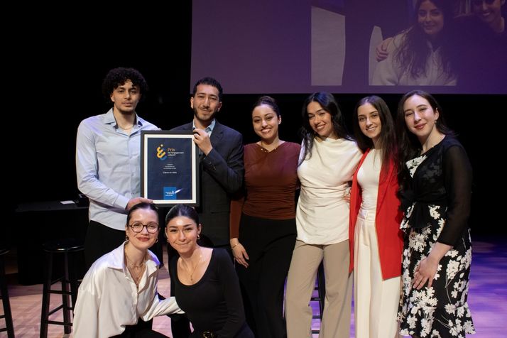 Des étudiantes et étudiants honorés lors du Gala de l'engagement étudiant.