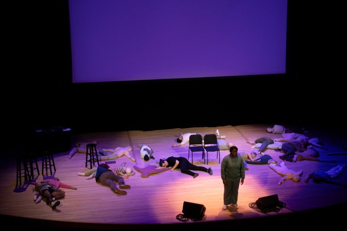 Le Gala a été rythmé par des performances artistiques vibrantes qui ont mis en valeur le talent des membres de la communauté étudiante.