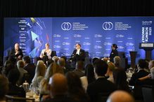 Actively recruiting U.S.-based researchers, creating more Canadian research chairs, increasing federal and Quebec funding for researchers affected by U.S. grant cuts – all would help protect and develop scientific research.