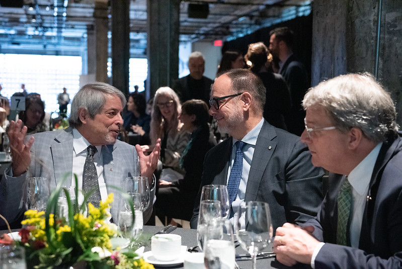 M. Lorne Trottier, donateur, en compagnie de Daniel Jutras, recteur de l'Université de Montréal
