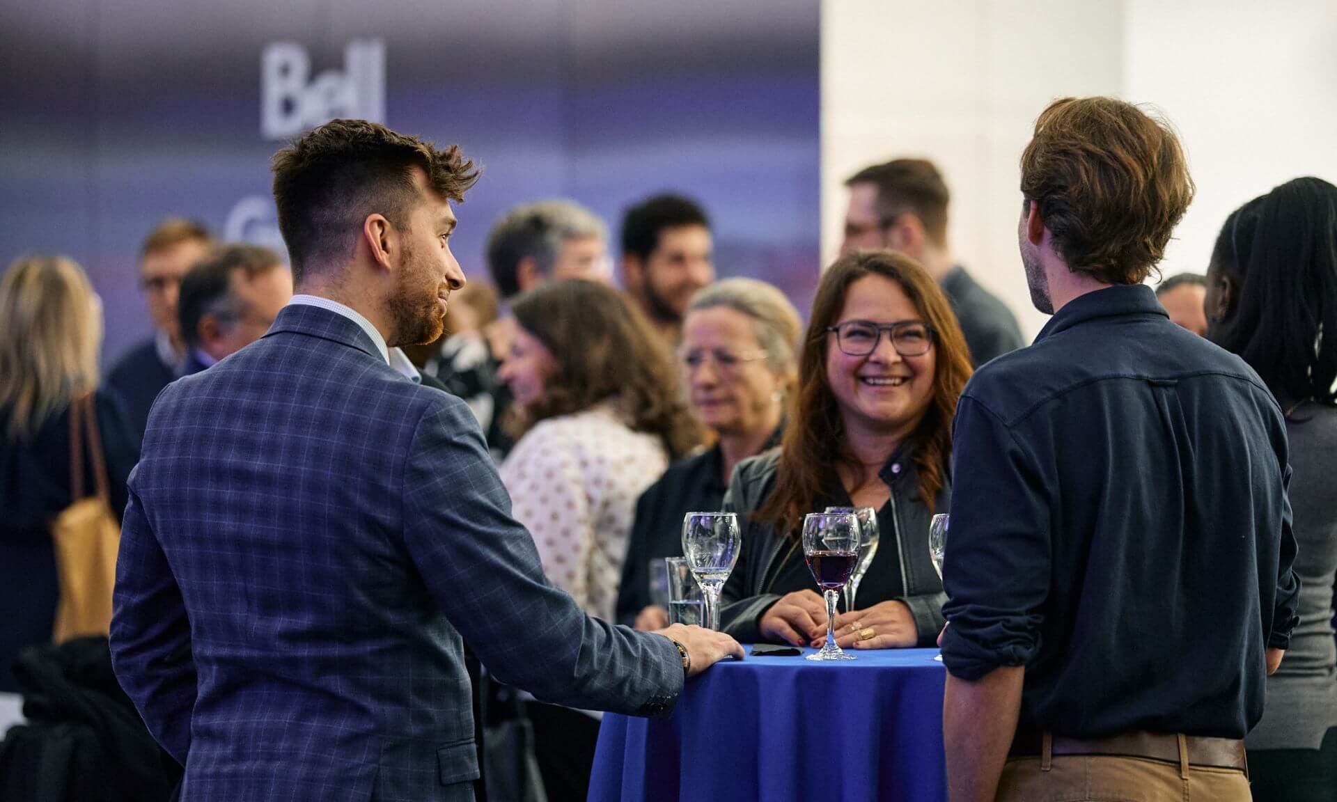 Les participants à la soirée de remise
