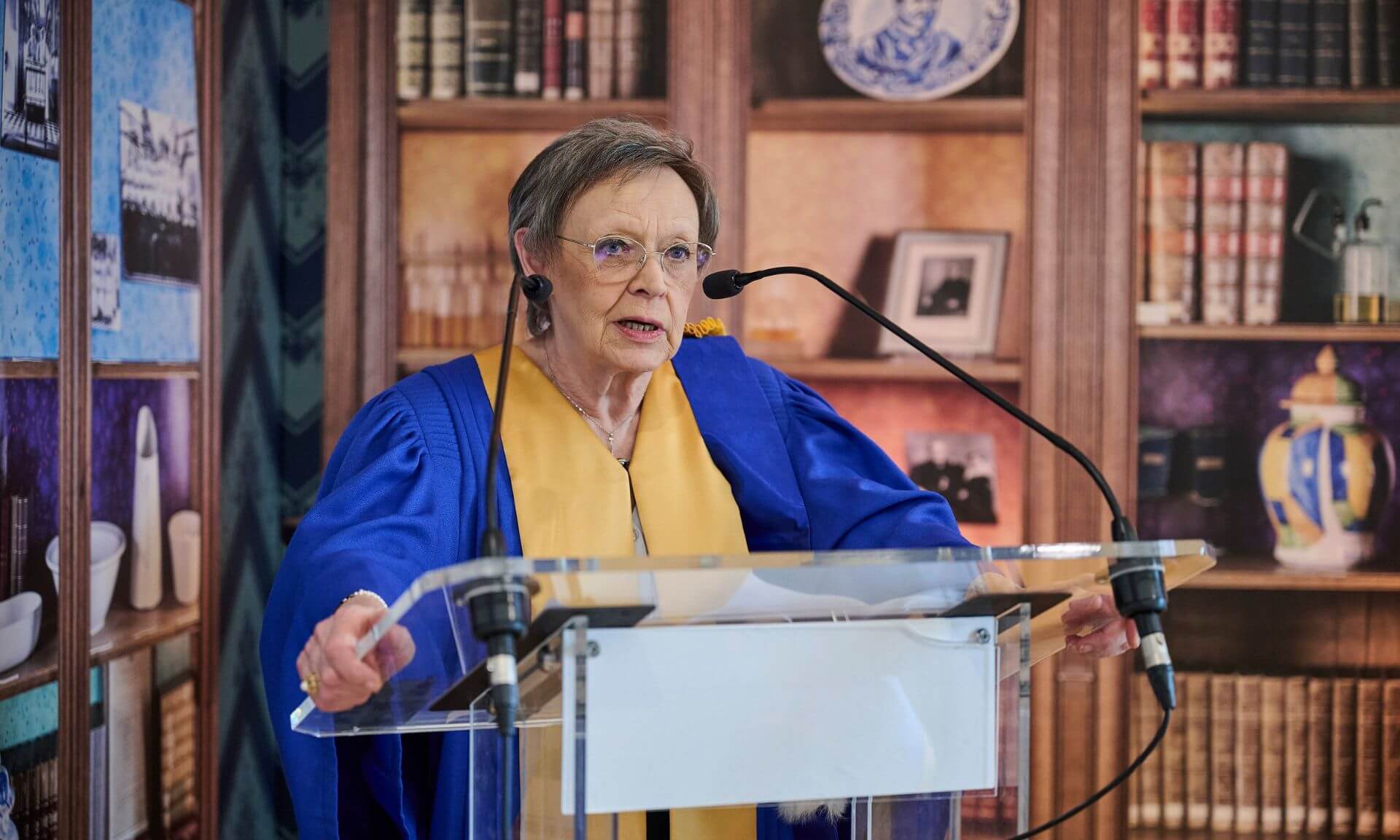 Françoise Barré-Sinoussi