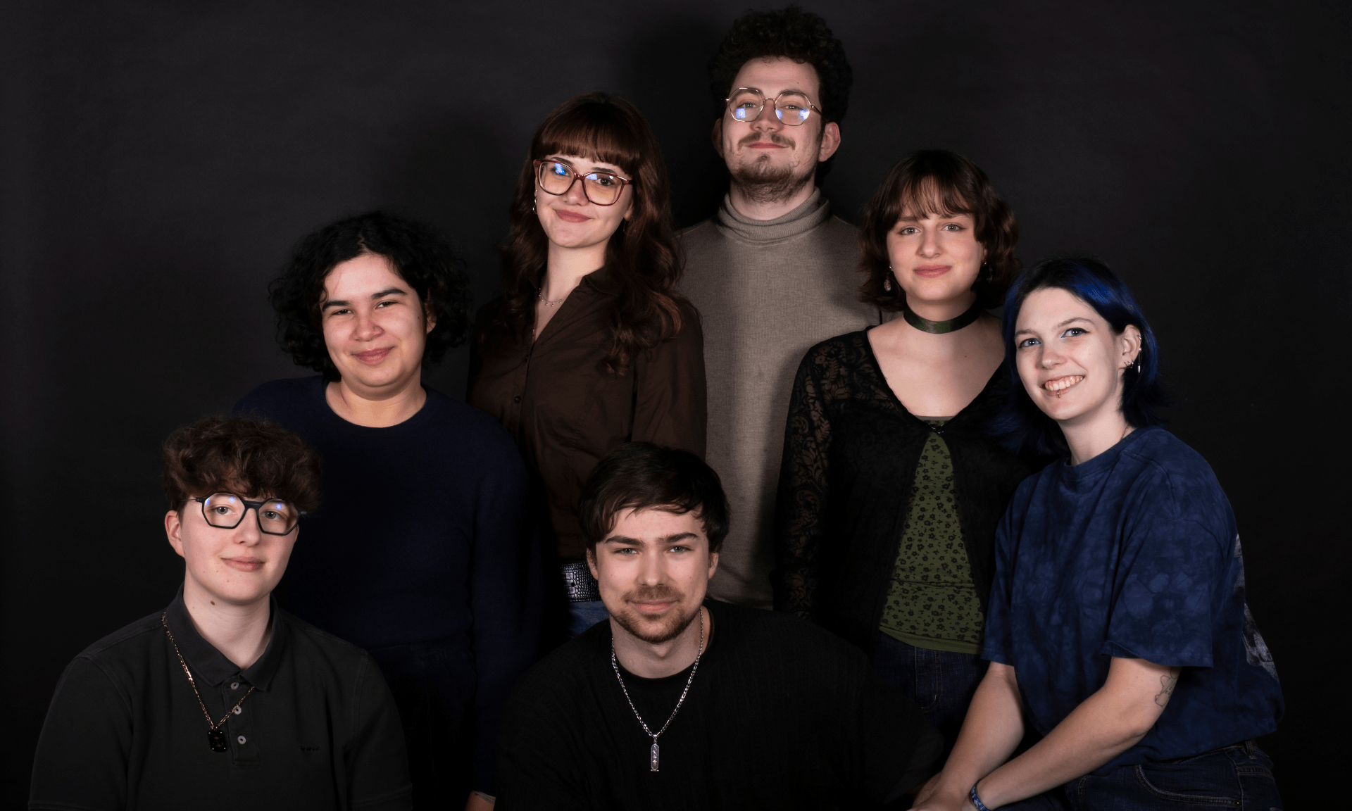 Les sept interprètes des «Mignardises littéraires» (de gauche à droite): Clara Mandelli, Letizia Seddik, Nicole Moga, Tanguy Sergeant, Elise Donner, Clara Roca et Mathis Trudel