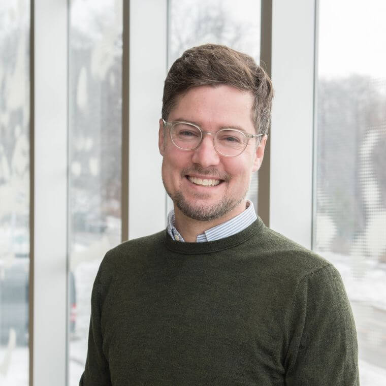 Vincent Larivière, professeur à l'École de bibliothéconomie et des sciences de l'information de l'Université de Montréal