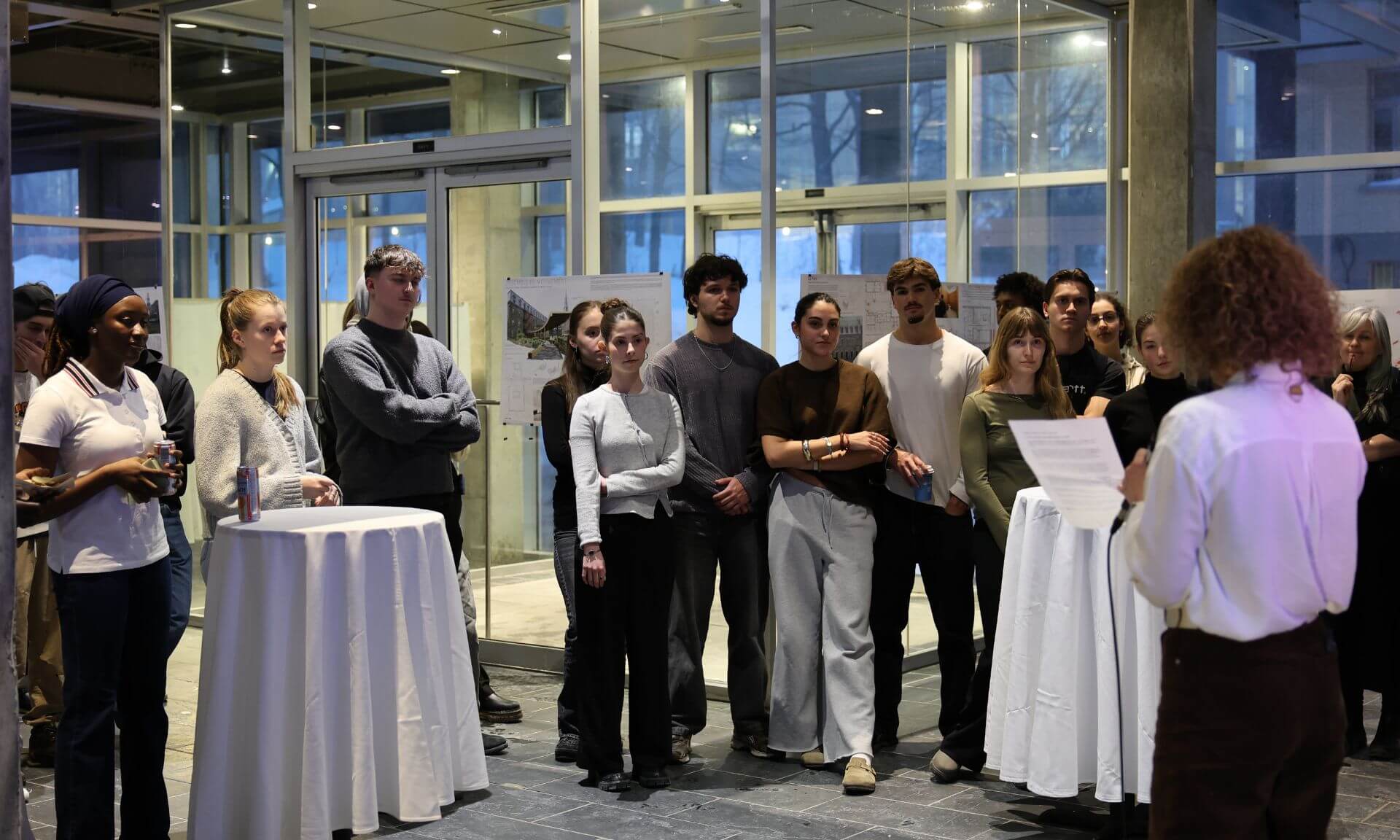 La doyenne de la Faculté de l’aménagement de l’UdeM Carmela Cucuzzella lors du dévoilement des lauréats et du vernissage des projets de la charrette Centre St-Pierre le 10 février 2026.