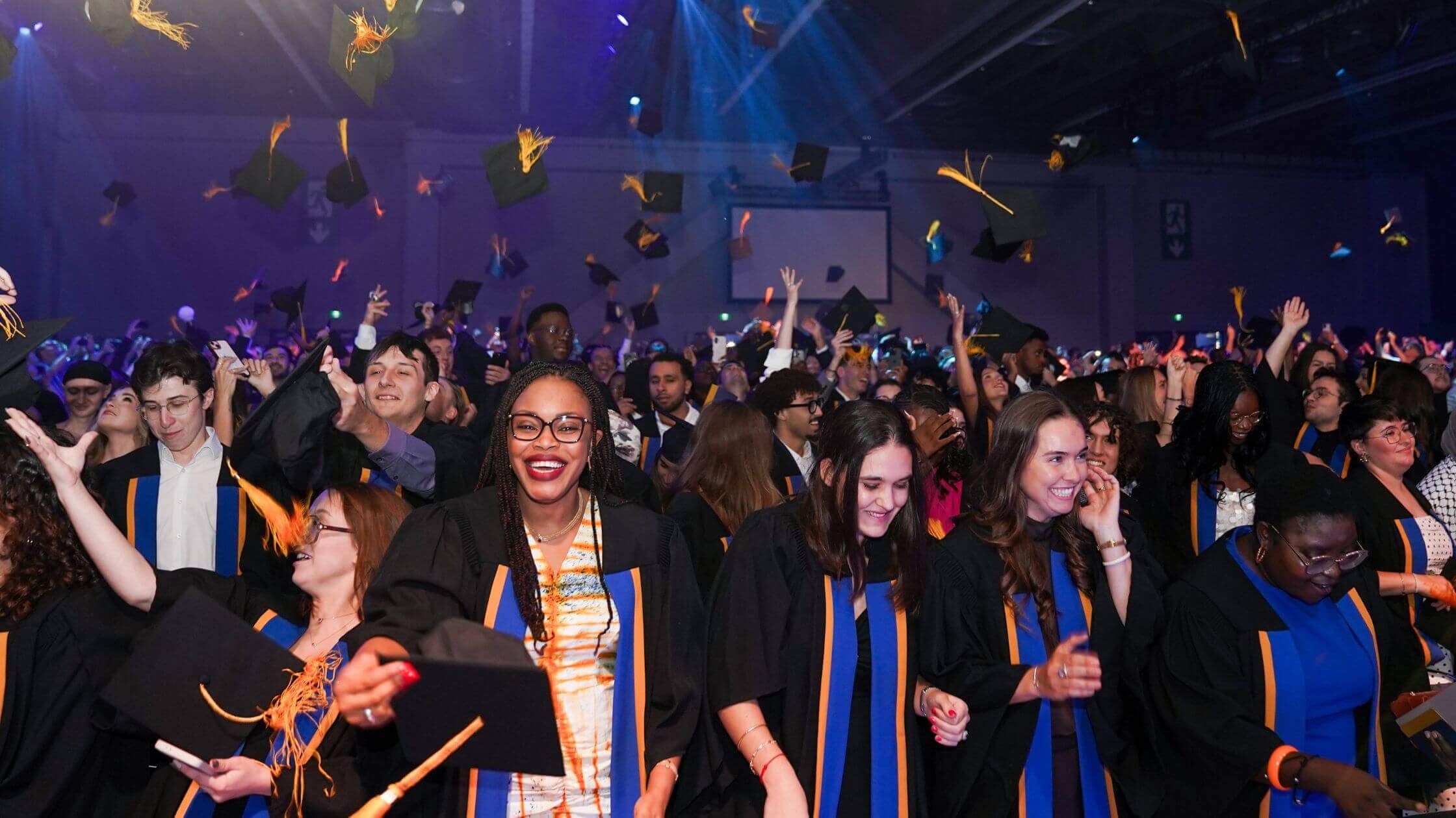 Les finissants et finissantes ont pu célébrer l’obtention de leur diplôme en compagnie de leurs proches après plusieurs années d’études. Félicitations à toutes les personnes diplômées!