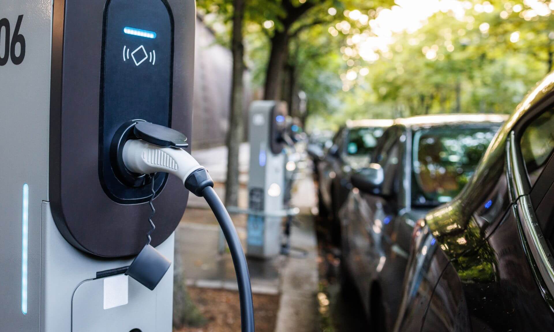 Le projet de Steven Lamontagne repose sur une base de données relatives à 2,8 millions de sessions de recharge. Ces données proviennent du réseau Circuit électrique, qui gère 90 % des bornes publiques au Québec.