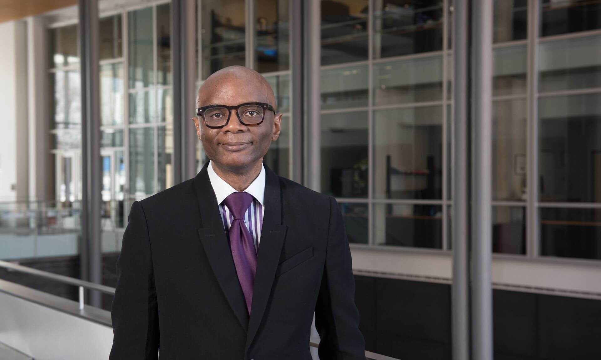 Carl-Ardy Dubois, professeur titulaire et doyen de l'ESPUM