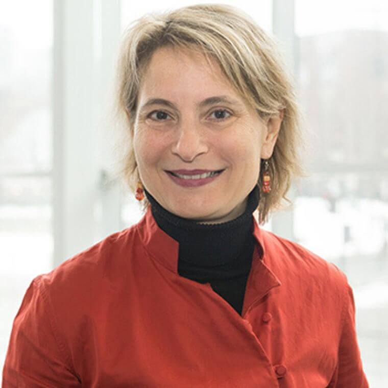 Marie-Pascale Pomey, professeure à l’École de santé publique de l’Université de Montréal et au Département de médecine de famille et de médecine d’urgence de la Faculté de médecine