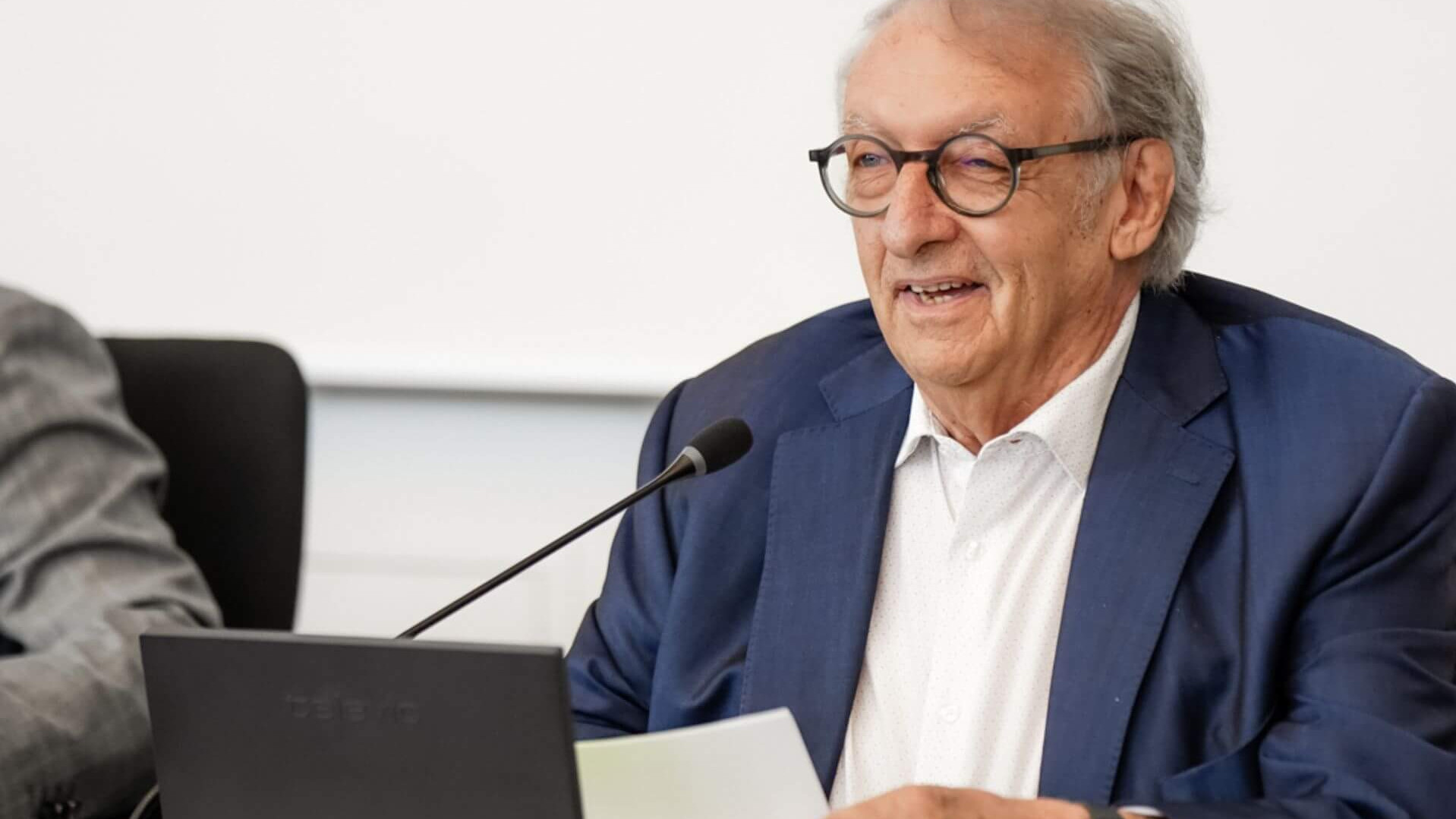 Dr Pierre Lalonde