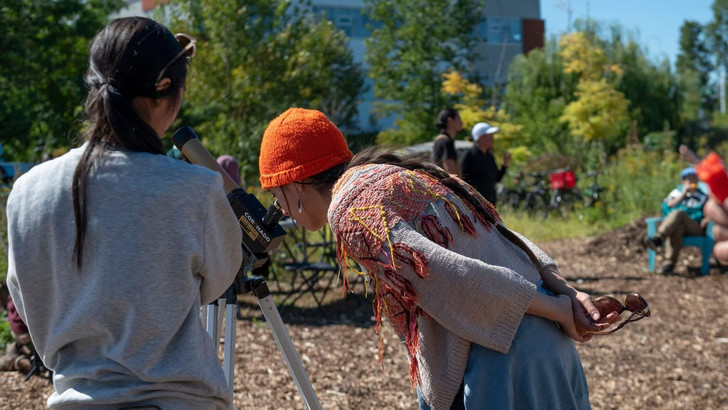 On September 20th, several people gathered at the Projets éphémères site to learn more about urban agriculture and meet the partners who garden there.