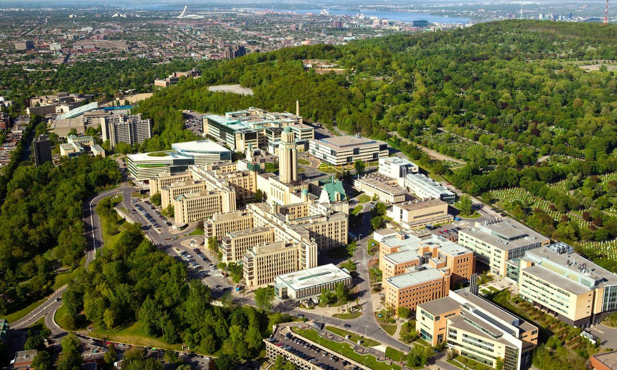 Le campus principal de l'Université de Montréal sur le Mont-Royal