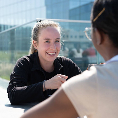 PromoScience soutient des organismes qui offrent aux jeunes des occasions d’apprentissage pratique en sciences et en génie.