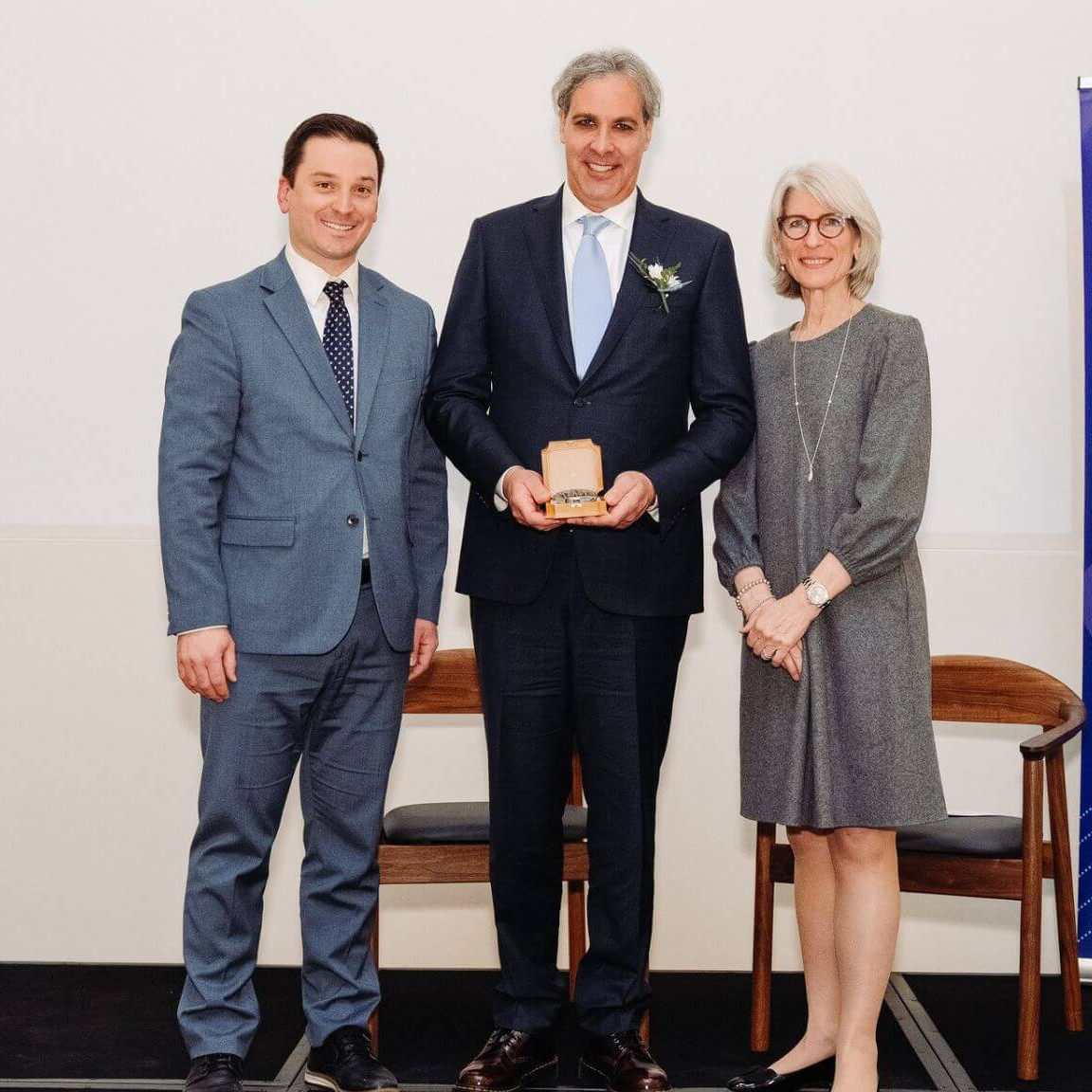 Alain Roy en compagnie de Simon Jolin-Barrette et Manon Savard