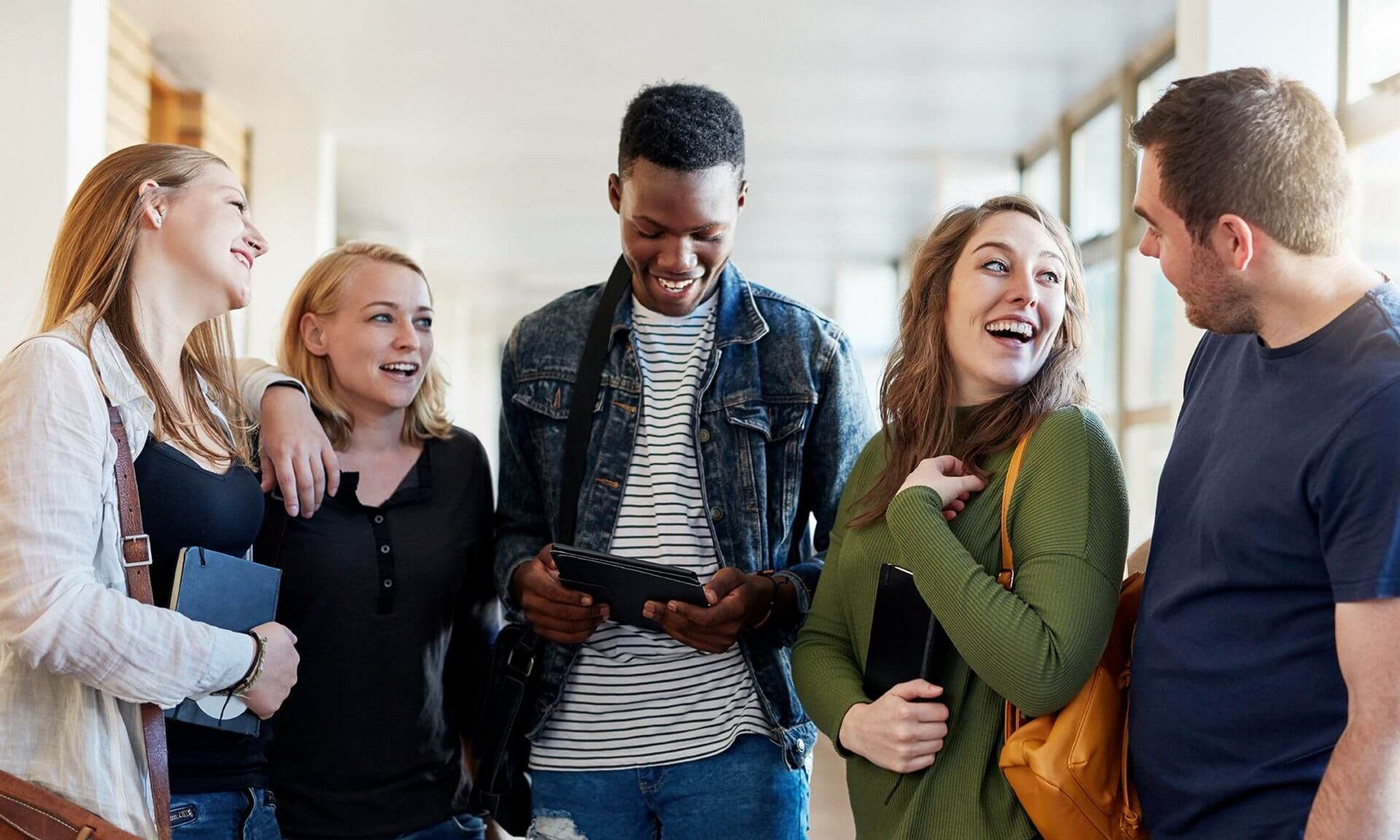 Quelques 1984 candidats et candidates de tous les cycles d’études ont participé au concours.