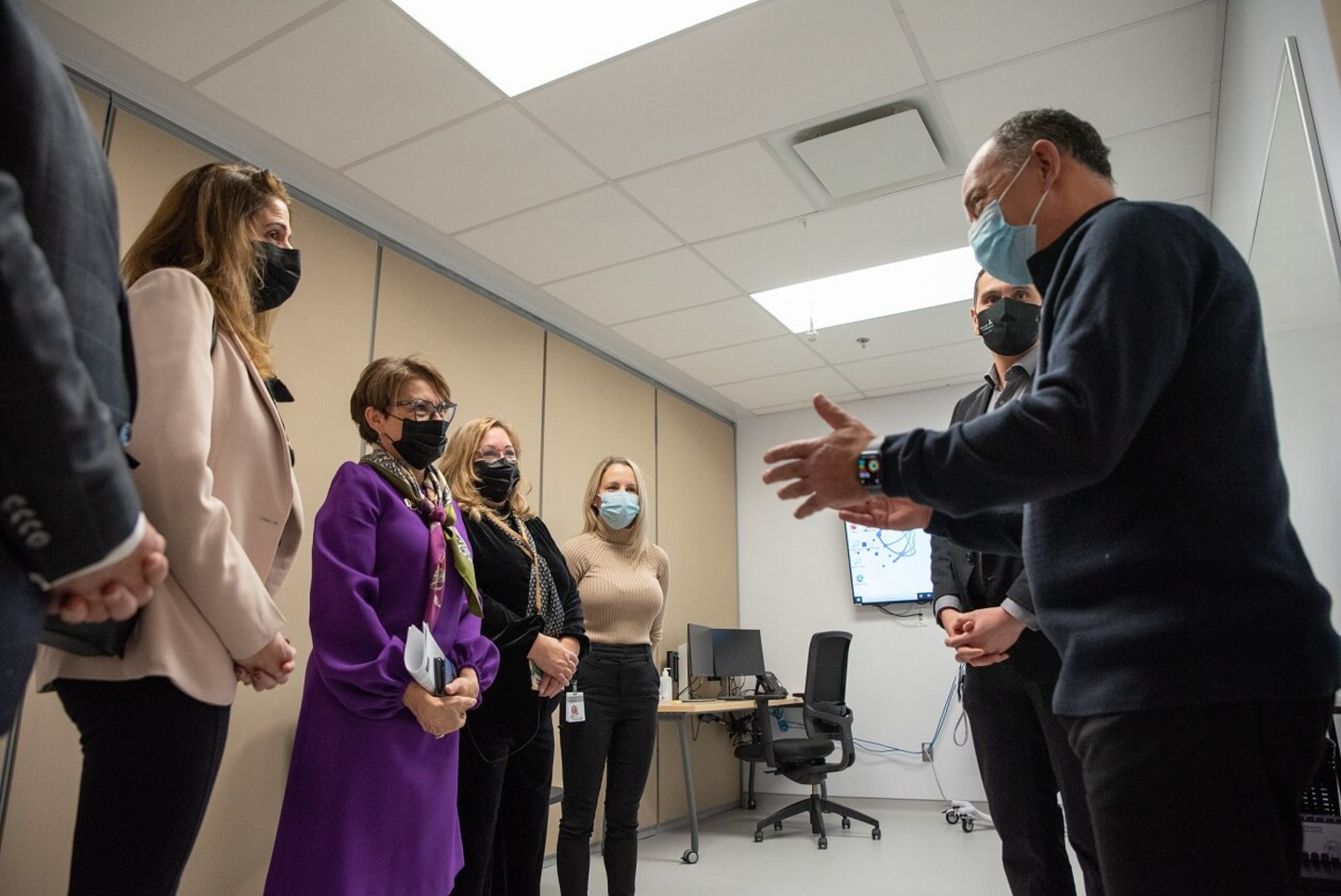 Les ministres de la Santé et de l’Enseignement supérieur, Christian Dubé et Pascale Déry, ont visité les locaux de la nouvelle clinique-école.