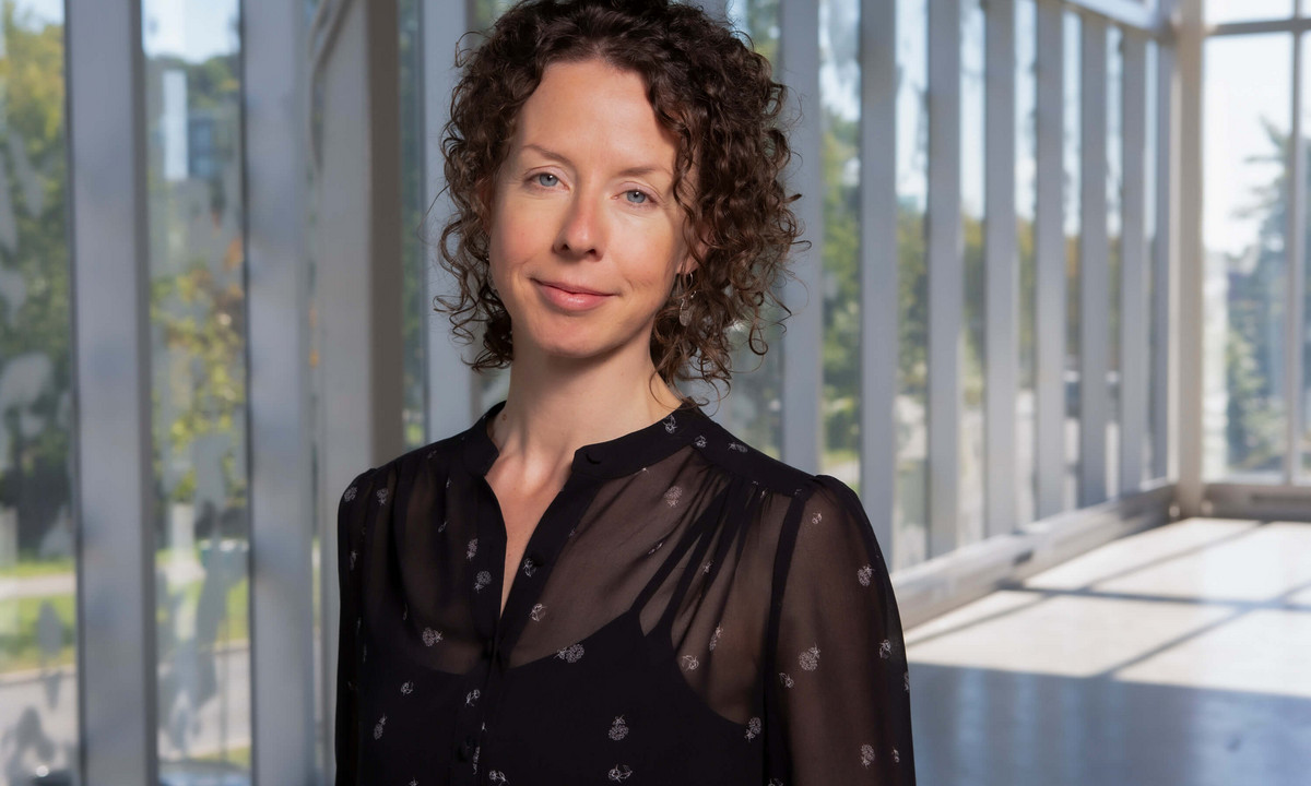 Fiona Annis