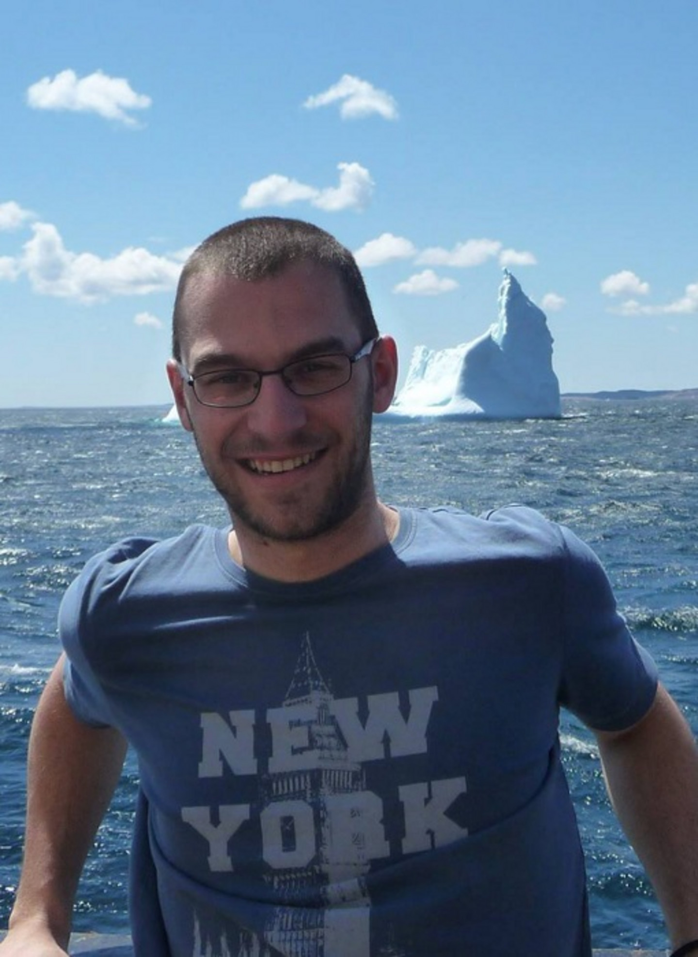 Richard LaBrie dans la mer du Labrador.