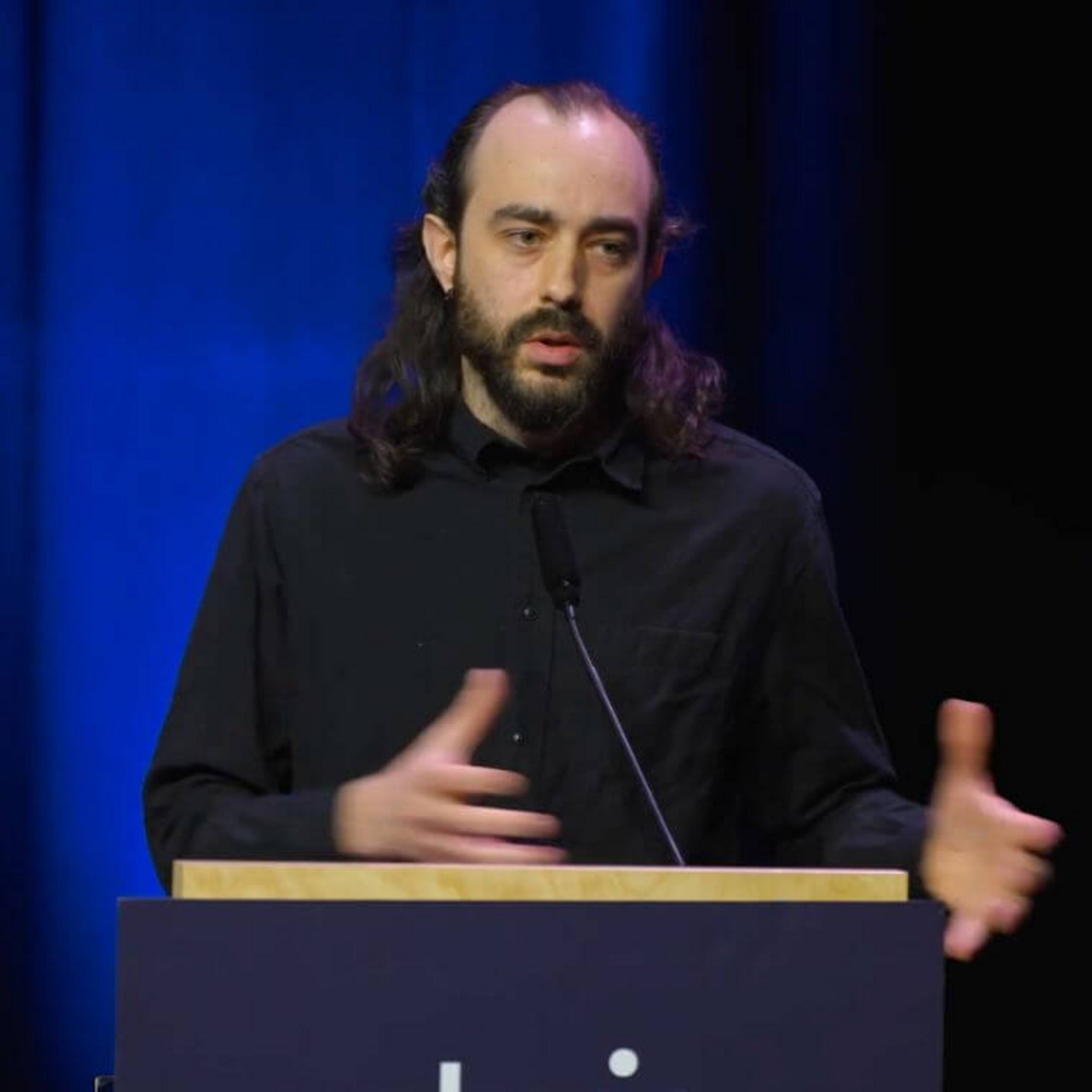 Alex Hernandez-Garcia, professeur au Département d’informatique et de recherche opérationnelle de l’UdeM, agissait comme témoin expert.