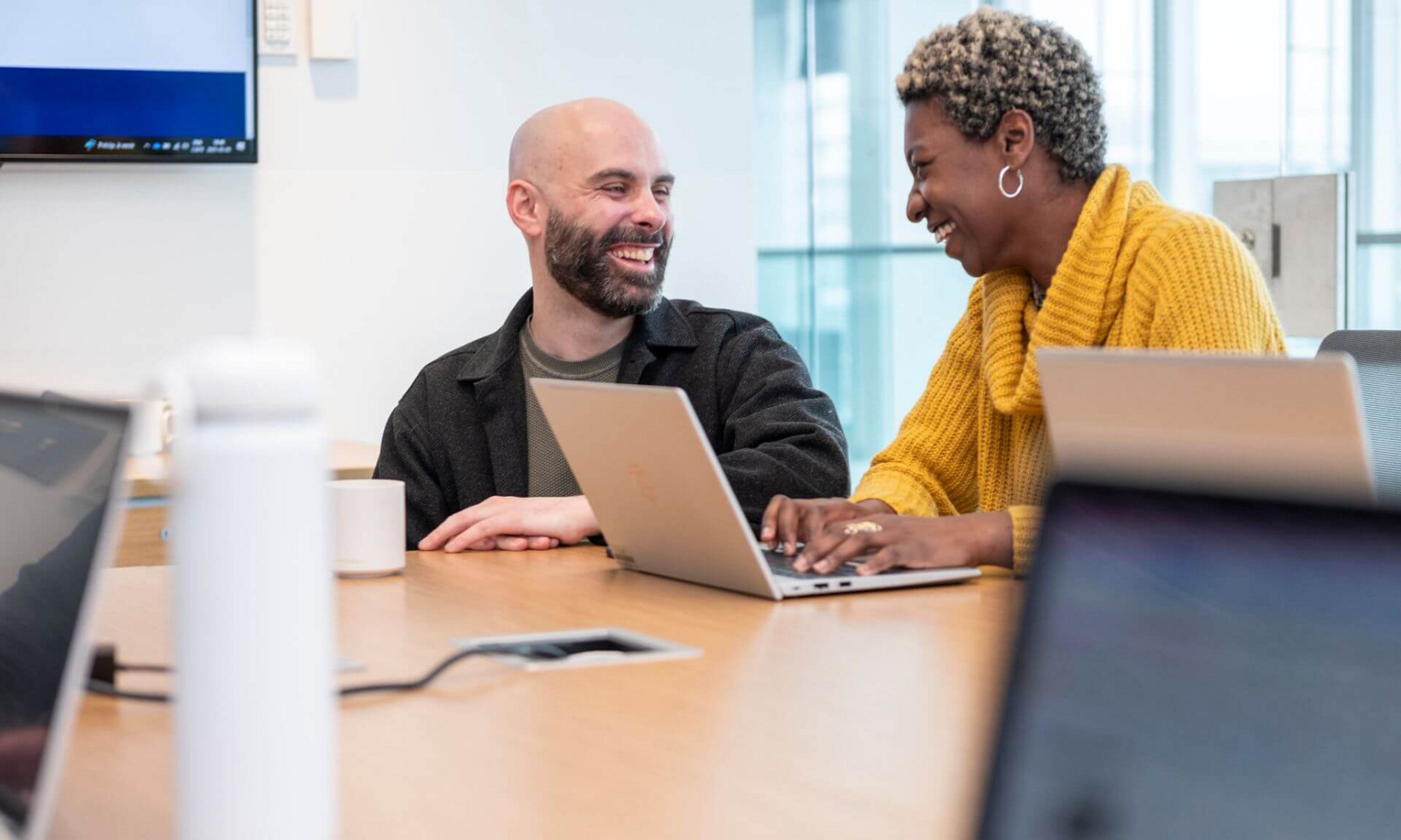 L’Université collabore avec des organismes communautaires favorisant l’employabilité de personnes immigrantes, autochtones ou en situation de handicap.