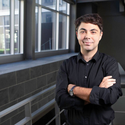 Shady Rahayel, professeur au Département de médecine de l’Université de Montréal