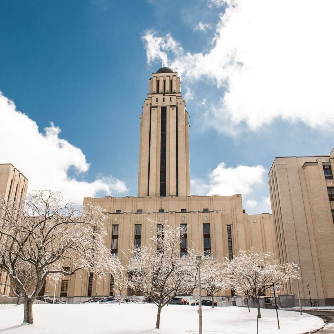 Le pavillon Roger-Gaudry de l'Université de Montréal