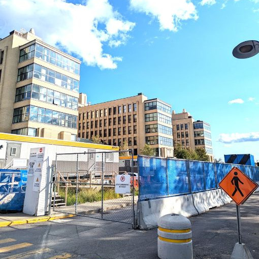 Travaux majeurs, mise aux normes et réaménagement intérieur dans le cadre du projet de réaffectation des espaces au pavillon Roger-Gaudry.