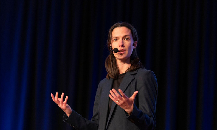 Gabrielle Cadotte, a doctoral student in physical activity sciences at Université de Montréal, won first prize in the “Ma thèse en 180 secondes” competition.