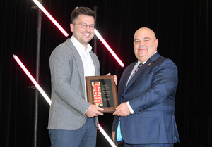 Remise du prix Rayonnement et engagement 2023 à René Wittmer Remise du Prix rayonnement et engagement 2023 à René Wittmer