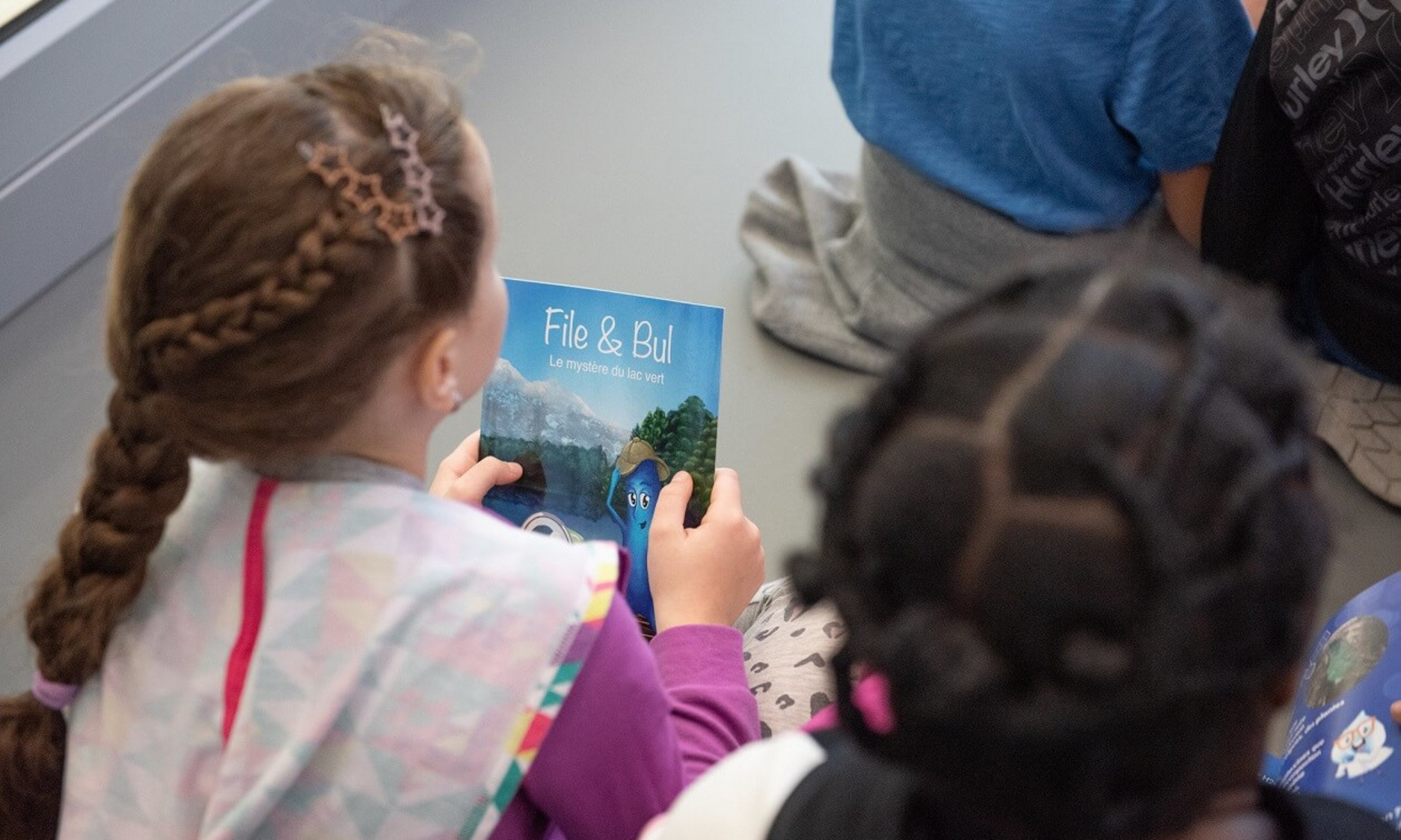 Lecture de « File et Bul : le mystère du lac vert » au campus MIL