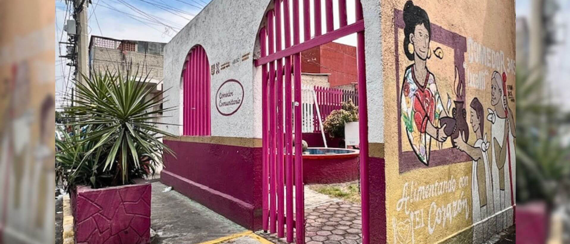Un «comedore comunitario» de la ville de Mexico, vu de l'extérieur.