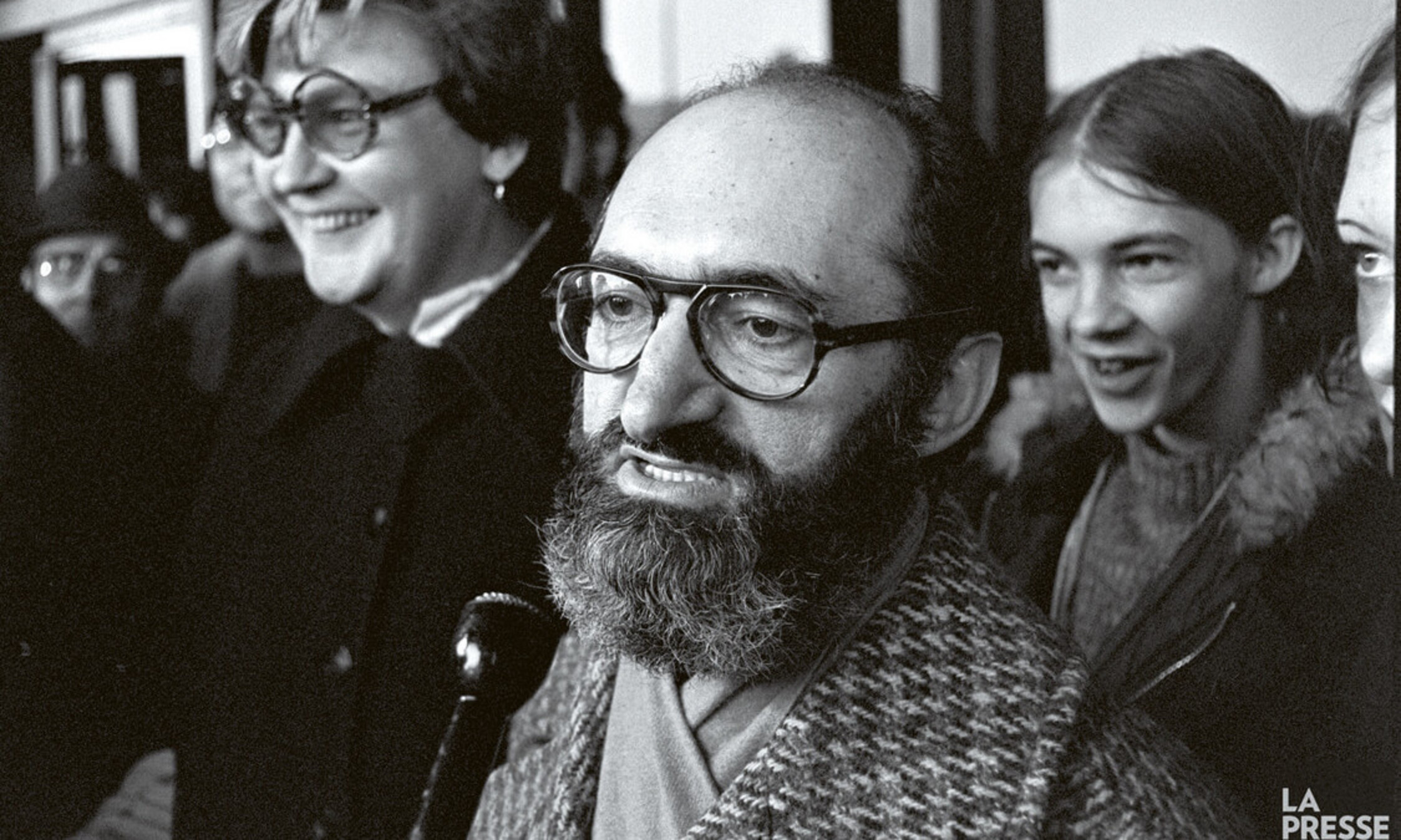 Release of Dr. Henry Morgentaler at the Montreal courthouse in 1976