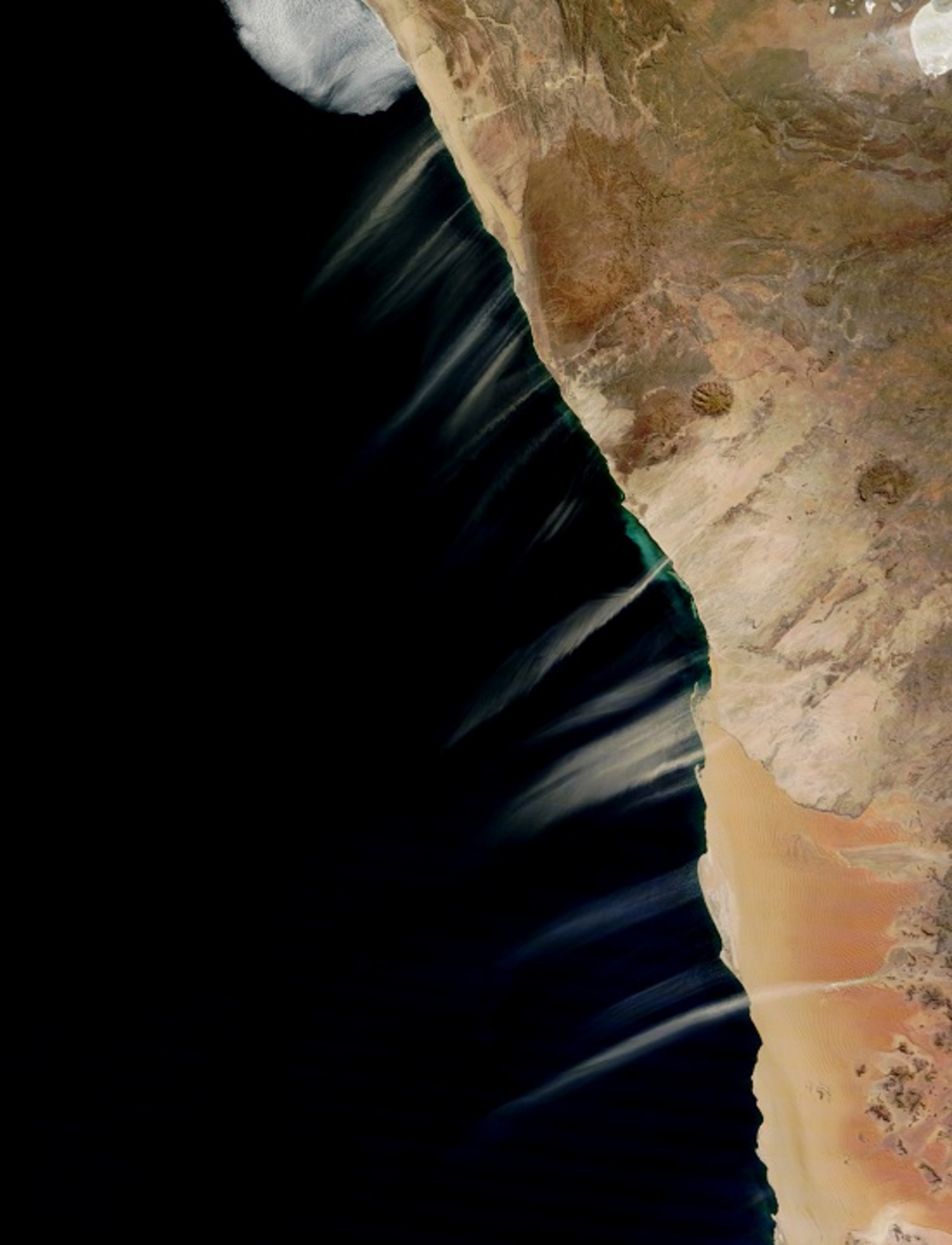 Image satellite d'une tempête sur la côte namibienne