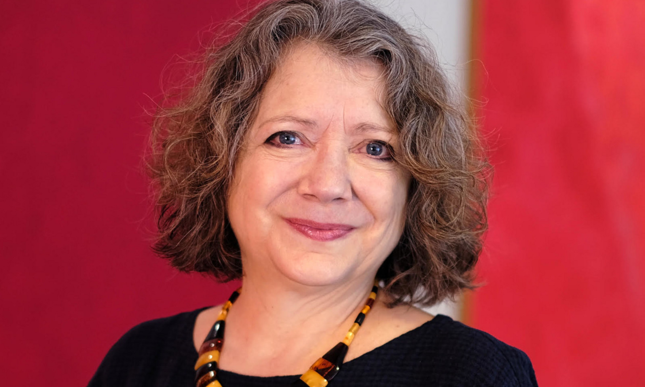 Sylvie Belleville, professeure titulaire au Département de psychologie et nouvelle directrice du Réseau québécois de recherche sur le vieillissement Sylvie Belleville, professeure titulaire au Département de psychologie et nouvelle directrice du Réseau québécois de recherche sur le vieillissement