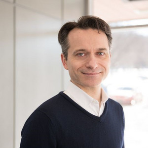 Louis Bherer, directeur du Centre de médecine préventive et d’activité physique (Centre ÉPIC) de l’Institut de cardiologie de Montréal (ICM), chercheur à l’Institut universitaire de gériatrie de Montréal et professeur au Département de médecine de l’Université de Montréal